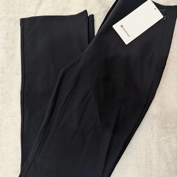 Lululemon smooth fit pull-on high rise pant (black) - Picture 4 of 4